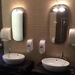 Center بيت ضيافة بيرغامو